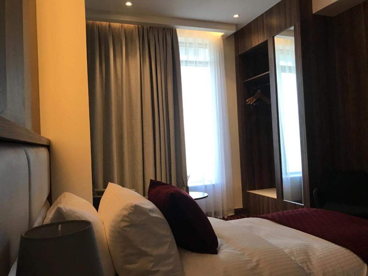Lilac Hotel - Аман Екстериор снимка